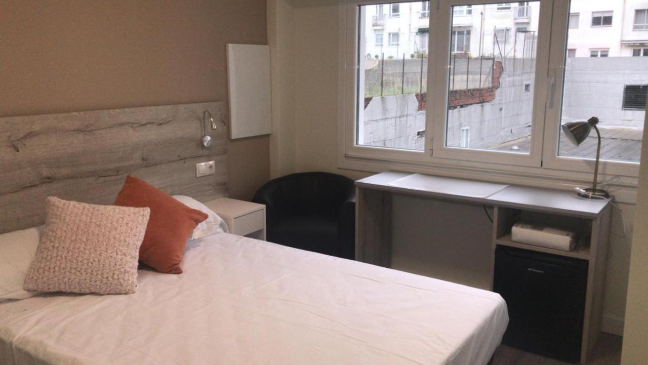 Pension La Intermodal Santiago de Compostela Exterior photo